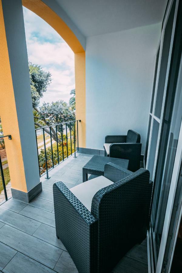 Sea Breeze I Apartment Caniço Exterior foto